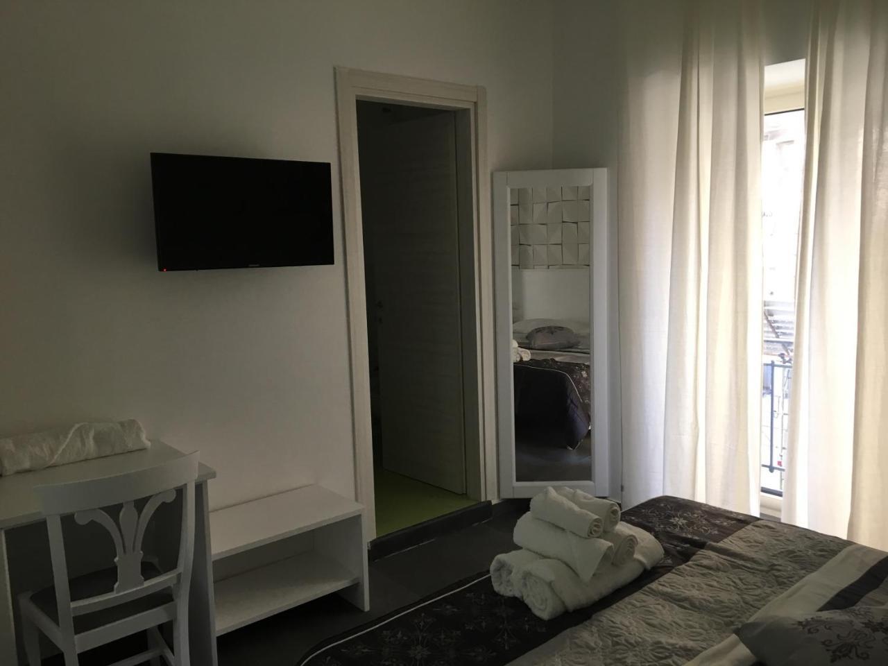 B&B Alambrado Rooms & Suites Naples Exterior photo