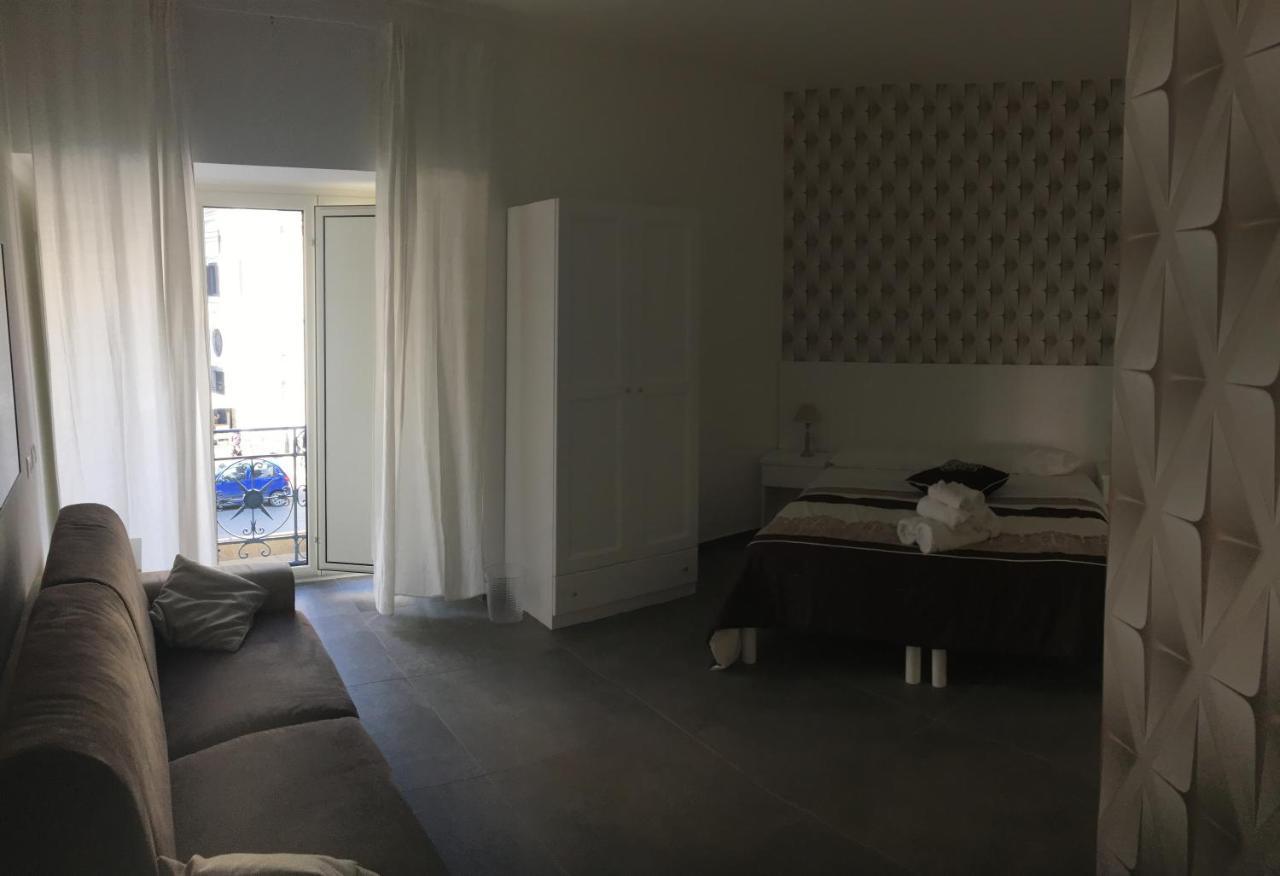 B&B Alambrado Rooms & Suites Naples Exterior photo